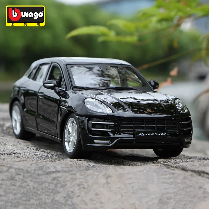 

Bburago 1:24 Porsche Macan SUV Alloy Luxy Car Model Diecast Metal Off-road Vehicles Car Model High Simulation Childrens Toy Gift