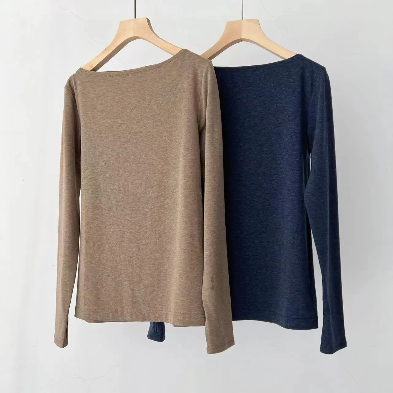 Autumn Women's Off-shoulder Boat Collar Long Sleeve T-shirt Base Shirt Wool Slim Sweater Top