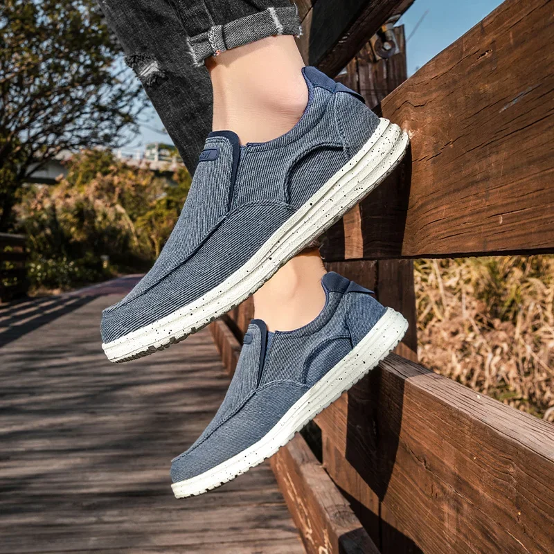 Heren Casual Schoenen Mode Canvas Schoenen Ademende Heren Wandelen Platte Sneakers Outdoor Lichtgewicht Heren Gevulkaniseerde Schoenen