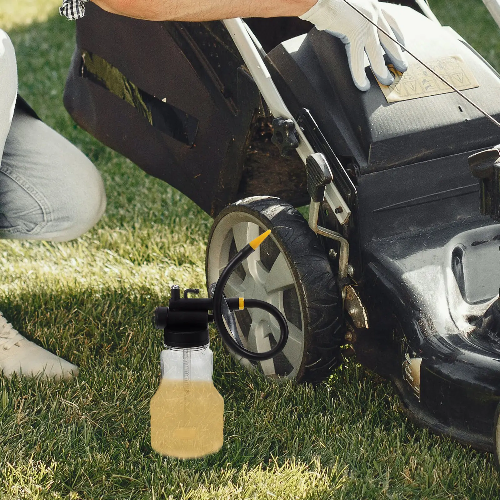 Plastic High Pressure Oil Can For Automotive Maintenance Auto Mechanic 250Ml Transparent Bendable Nozzle Oiler