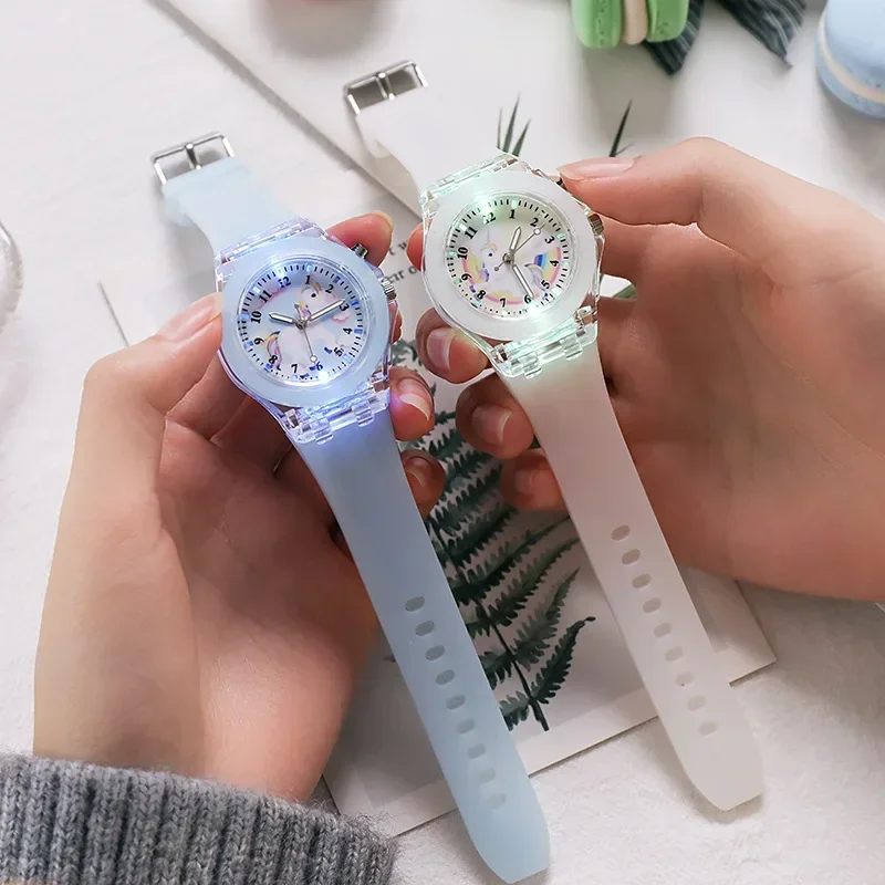 Jam tangan anak bayi Unicorn kartun, mainan anak perempuan tali silikon lampu kilat, jam tangan anak-anak, jam tangan kuarsa Reloj Infantil