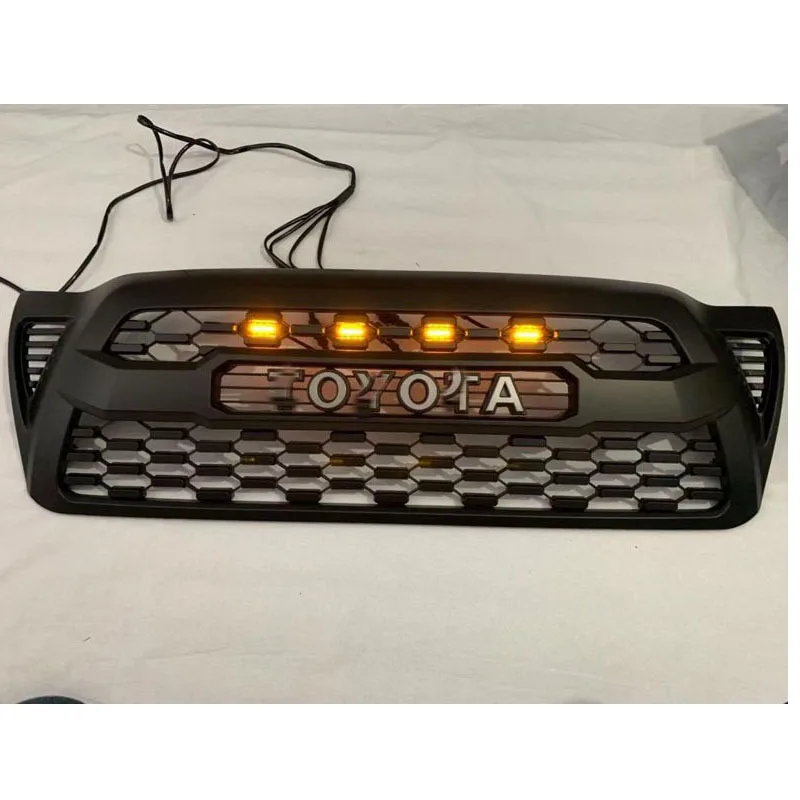 

Suitable for 05-11 Toyota Tacoma Tacoma with lamp front middle net old Tacoma front face modification