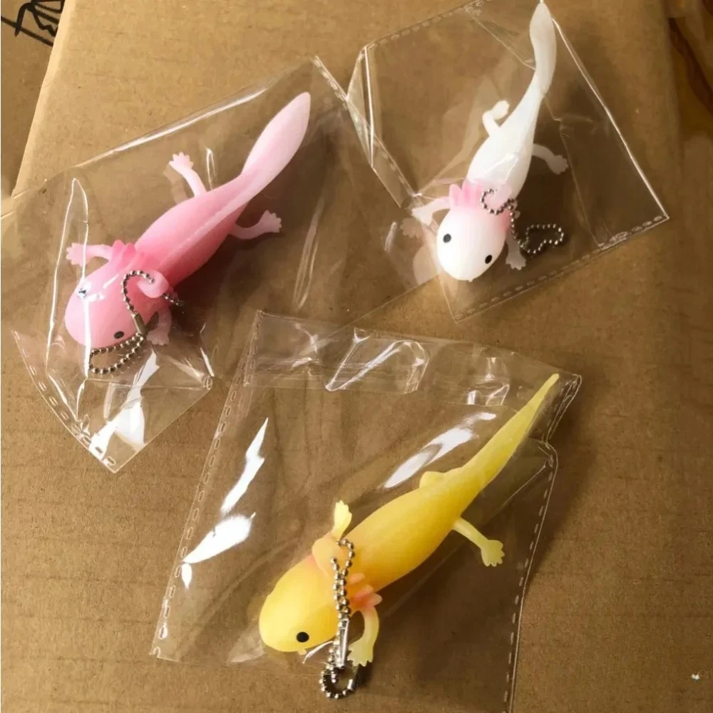 Llavero de axolote, juguete antiestrés de salamandra kawaii, pez bebé, bolsa de descompresión, colgante para teléfono móvil