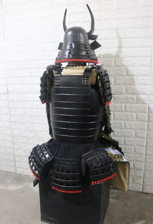 FRP material Japanese Samurai Armor Cosplay Movie The Last Warrio Stage Performance Costs Handdragged Real Armor Japanese Armors