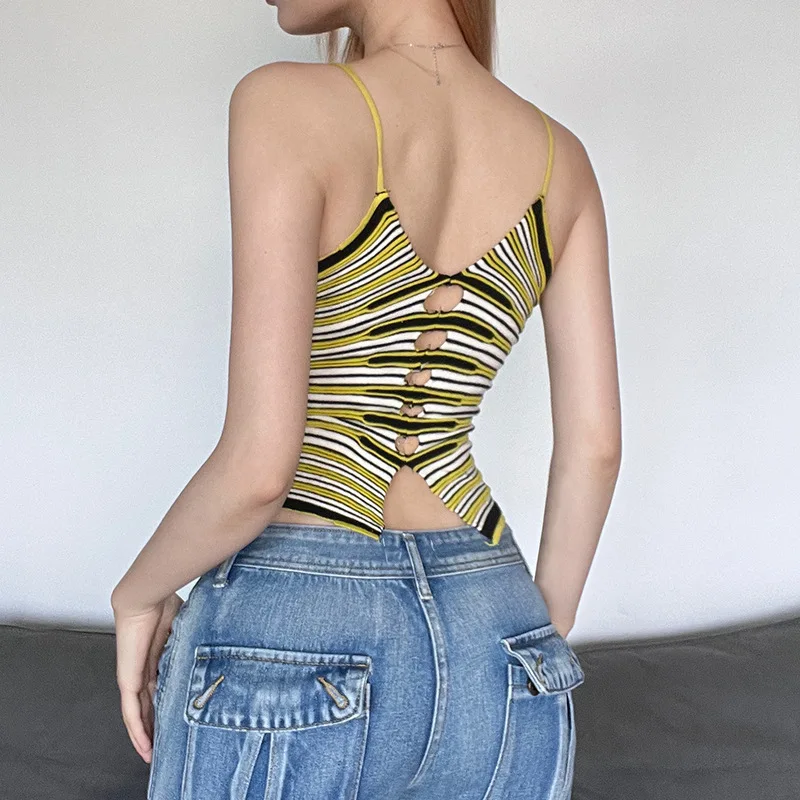 2023 夏のファッショントレンディな婦人服新スタイルぶら下げネックベアバックストライプ痩身ニットタンクトップ