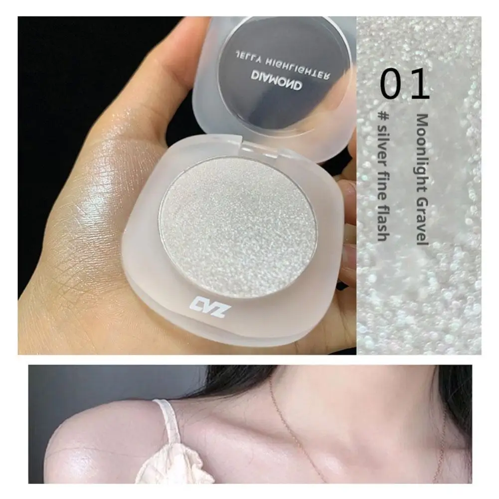 مسحوق هايلايتر يضيء الجسم كله، مع انفجار من ظلال الأنف وتسليط الضوء على الوجه ثلاثي الأبعاد