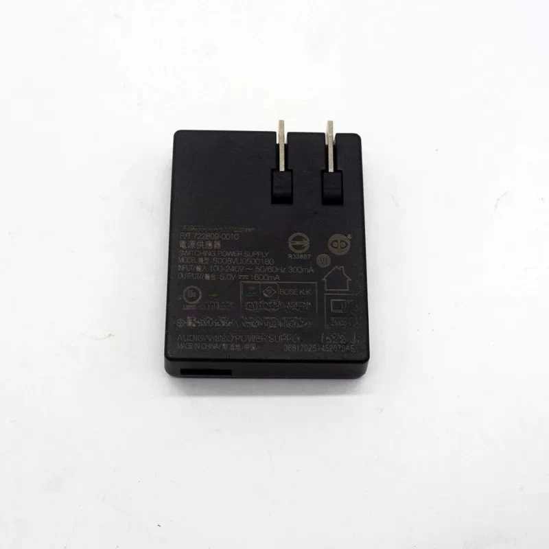 ==For Bose SoundLink Revolve Revolve+ (Mini/Plus) 5V 1.6A Original Power Adapter Charger ==90%new