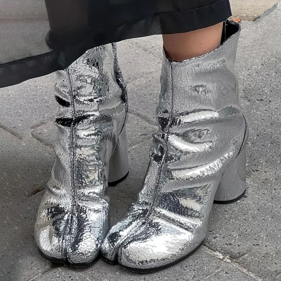 Luxury Brand Designer Genuine Leaher Tabi Shoes Broken Mirror Silver Chunky Heels Booties Split Toe Ankle Boos for Women