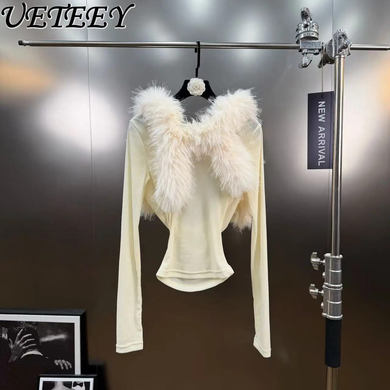 

2026 Spring High-End V-Neck Furry Patchwork Tops Long Sleeve T-shirt Versatile Fashion Sexy Backless Slim Fit Base Shirt