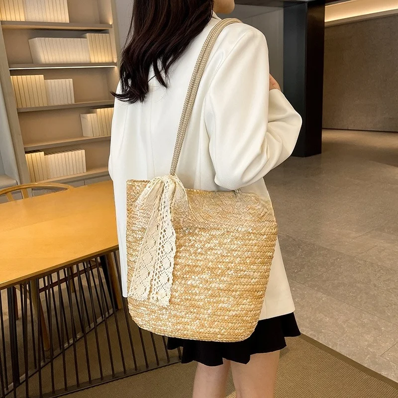 

Elegant Ladies Straw Woven Handbag Women Holiday Beach Commute Casual Tote Top-Handle Bags Fashion Retro Shoulder Bags 2025