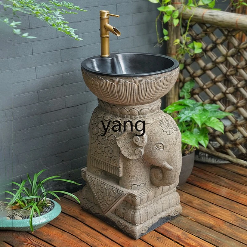 Lzr Courtyard Outdo… - image