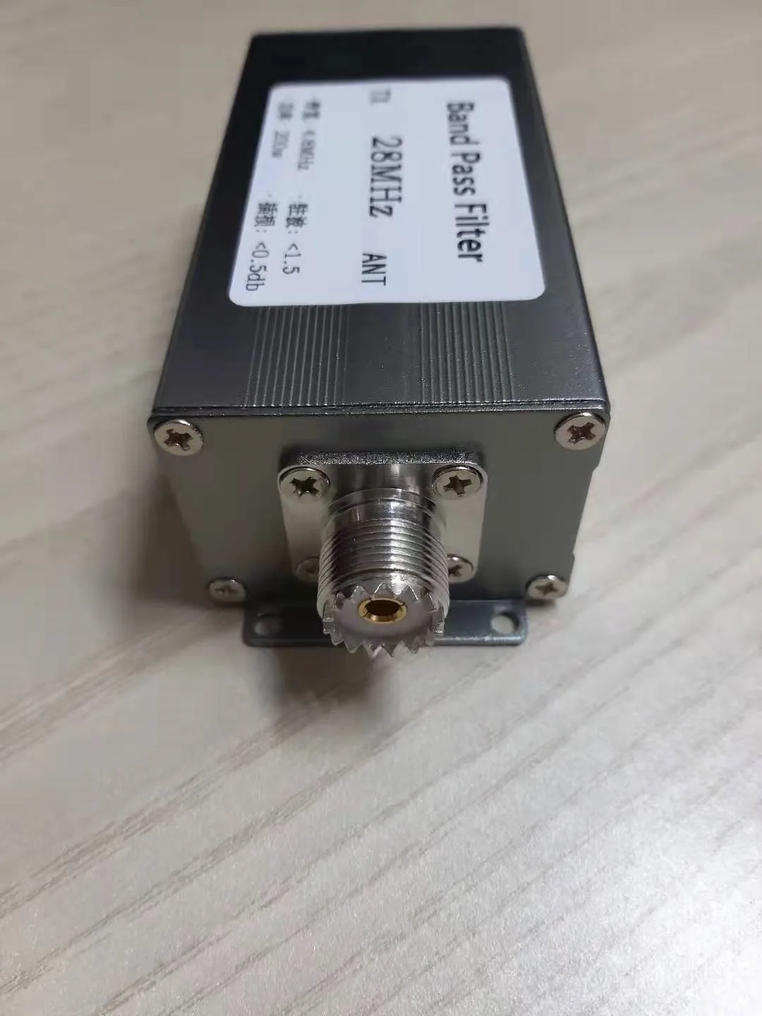 BPF-28-200W Bandpass Filter HF 28MHz Short Wave M Female Seat Narrowband BPF 10m Band High Isolation Bandpass Filter