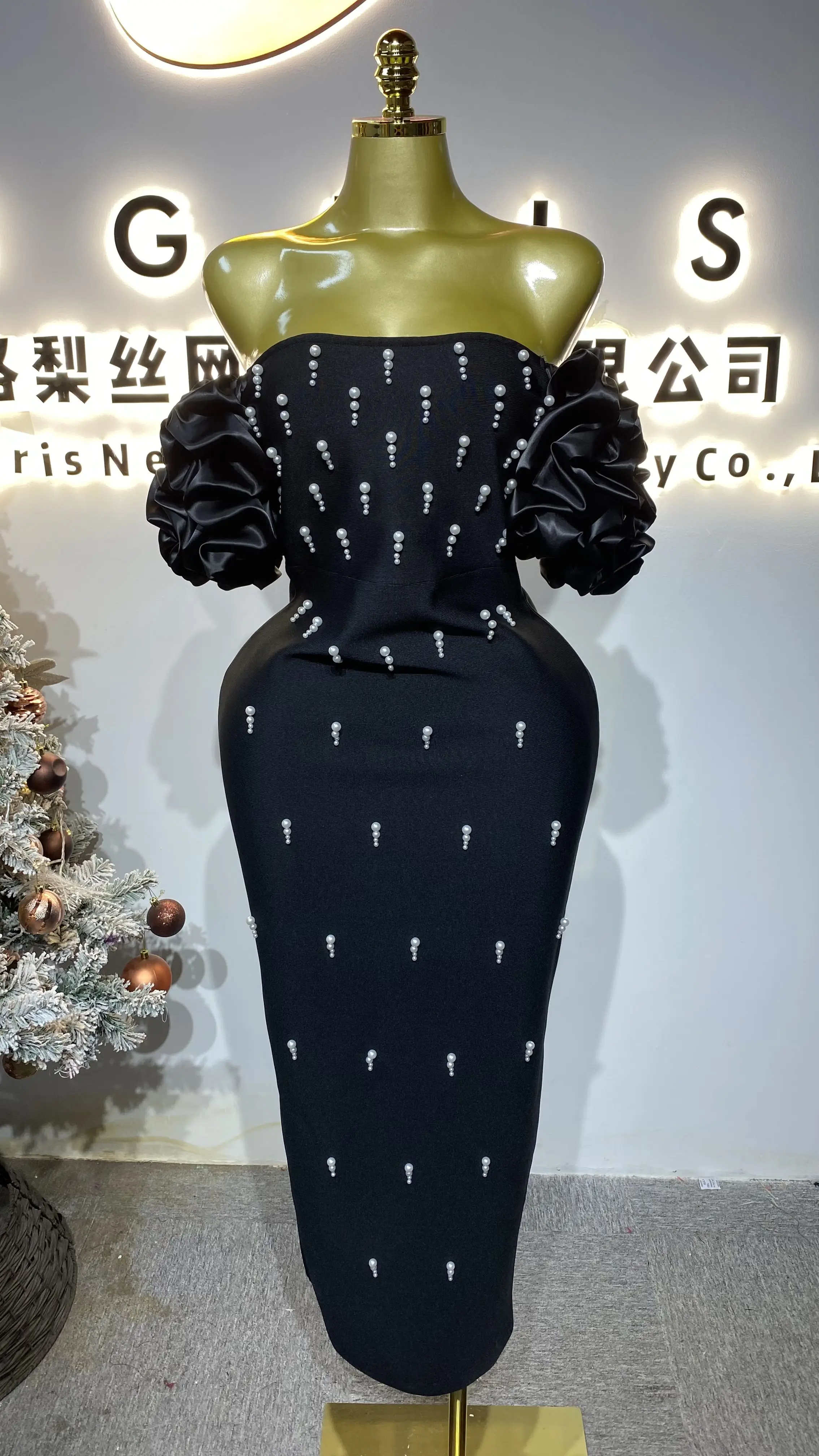 

New women's fashion beaded puff sleeve pleated one-shoulder fitted bandage dress for banquets and evening gowns-GZXX256