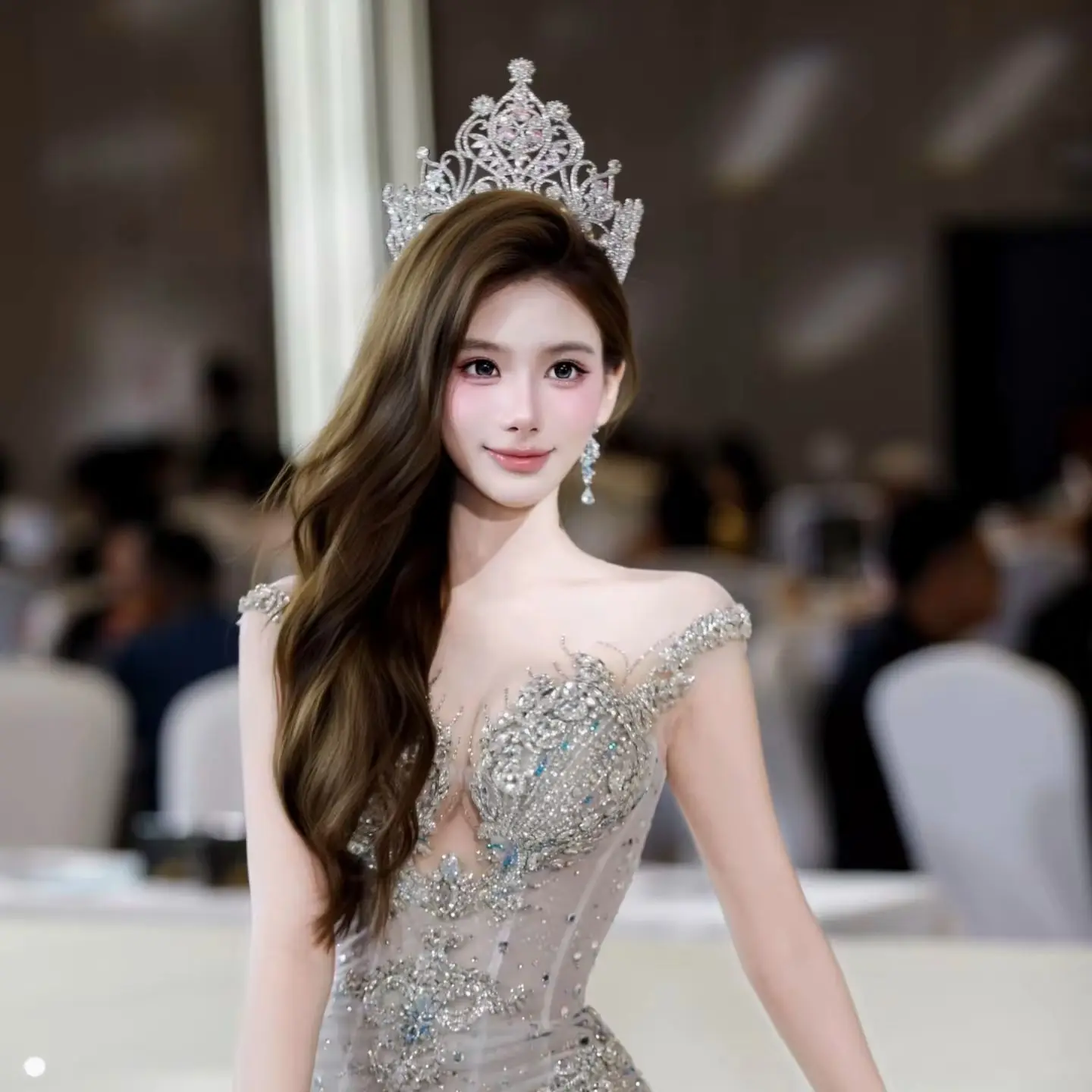 Luxury Rhinestone Bridal Tiara Crystal Pageant Crown Queen Wedding Birthday Party Miss Contest Photoshoot Accessory