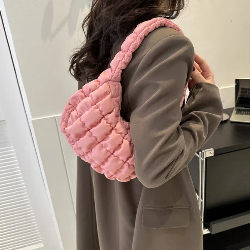 Fashionable Korea Cloud Bags for Women Designer Pleated Shoulder Bags Puffed Tote Bags Cotton-padded Phone Purse Women Handbags