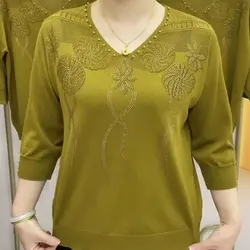 Camisa de punto ahuecada Vintage para mujer, blusa informal de manga 3/4 con cuello en V y cuentas de diamantes, moda elegante, primavera y verano