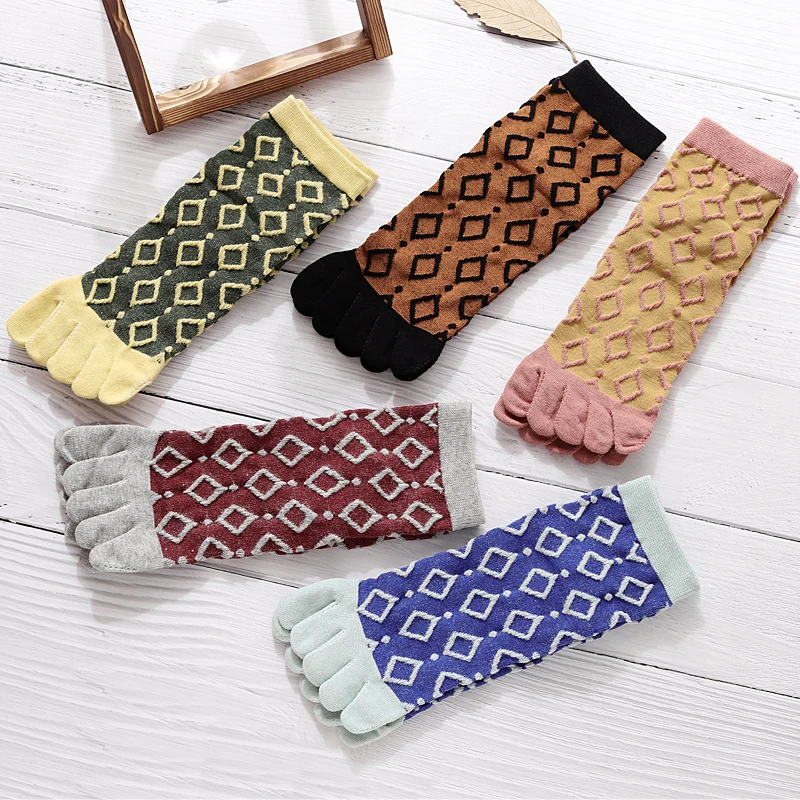 Toe Socks Women Mid-Tube Cotton Three-dimensional Small Flower 5 Finger Socks Harajuku Kawaii Women Socks