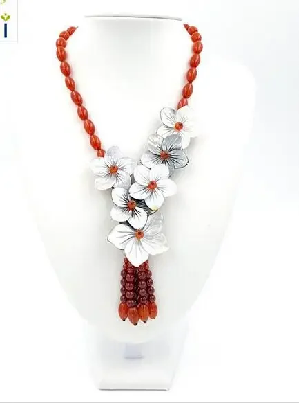 NEW Natural Carnelian Red Agates, Shell Flowers with Jades Toggle Clasp Necklace