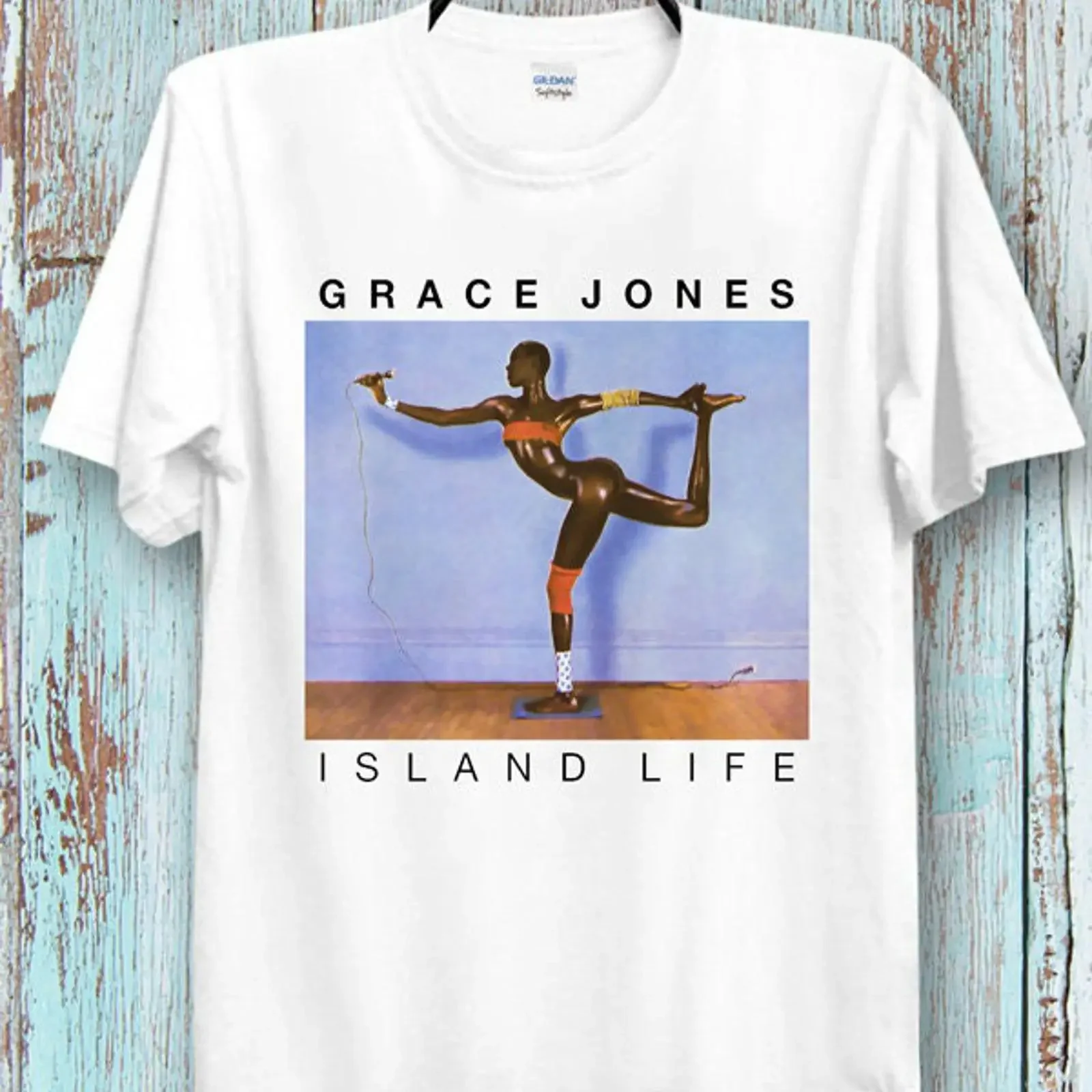 Grace Jones T Shirt Island Life singer model Super Cool Ideal Top for Ladies and Gentlemen vintage Washed Versatile Unisex