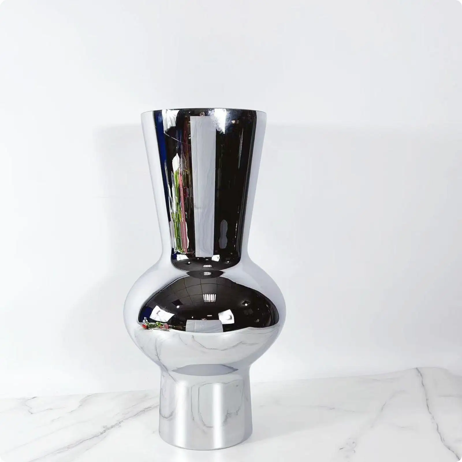 Luxury Modern Glass Decorative Vase Metallic Silver Flower Vase Decor Centerpiece for Home or Office
