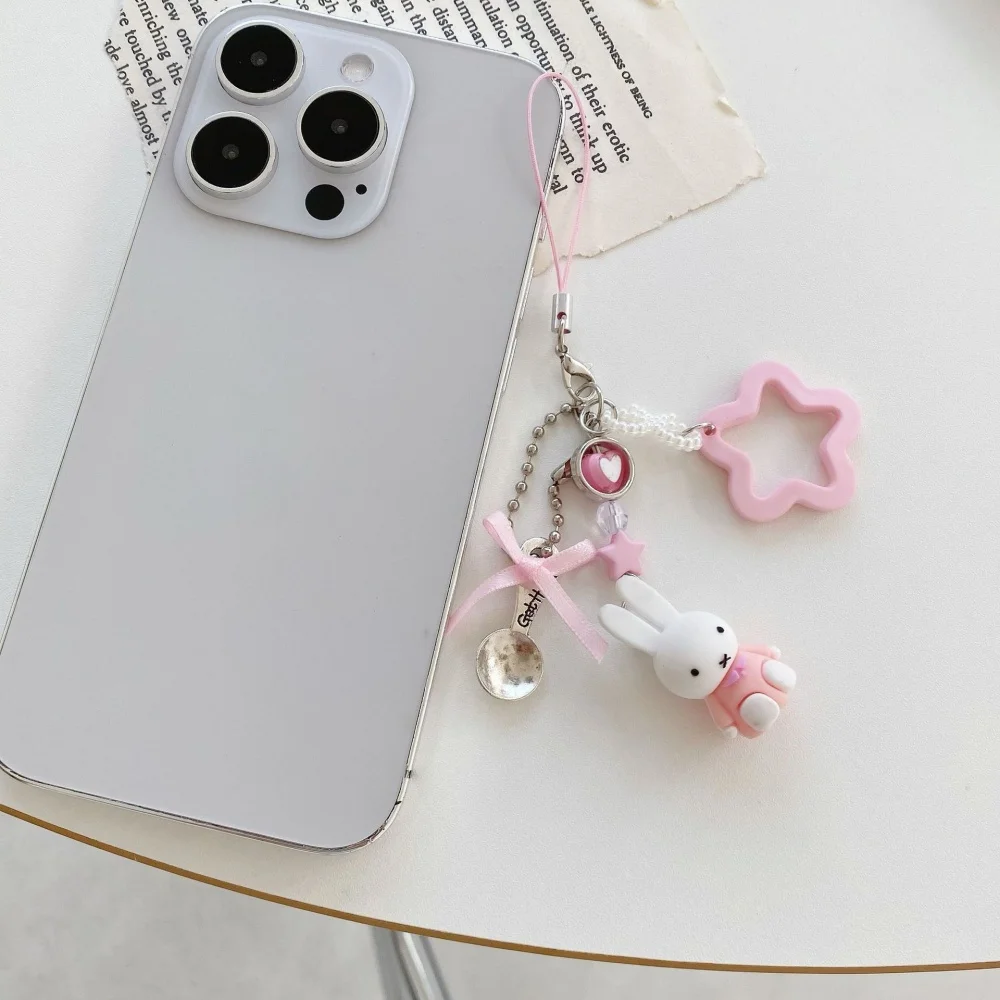 Niedlicher Miffy Kawaii Anhänger im neuen Stil, Mini-Cartoon-Kaninchen-Schlüsselanhänger für Rucksack, Schultasche, Handtasche, Handyhülle, Mädchen-Geschenk – Detail 2