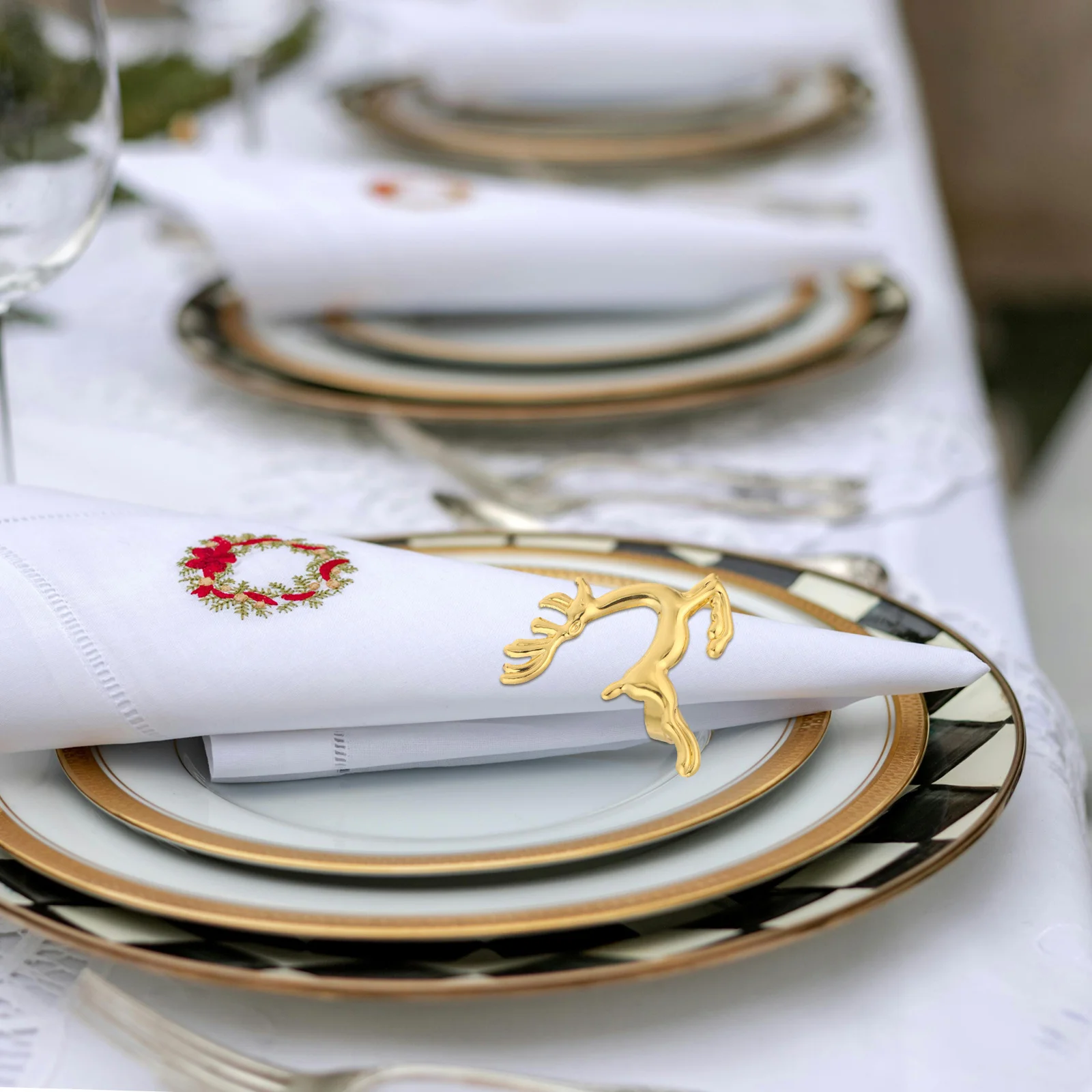 

6Pcs Christmas Napkin Rings Metal Elk Reindeer Buckle for Dinner Table Holiday Party Setting Reindeer Napkin Rings