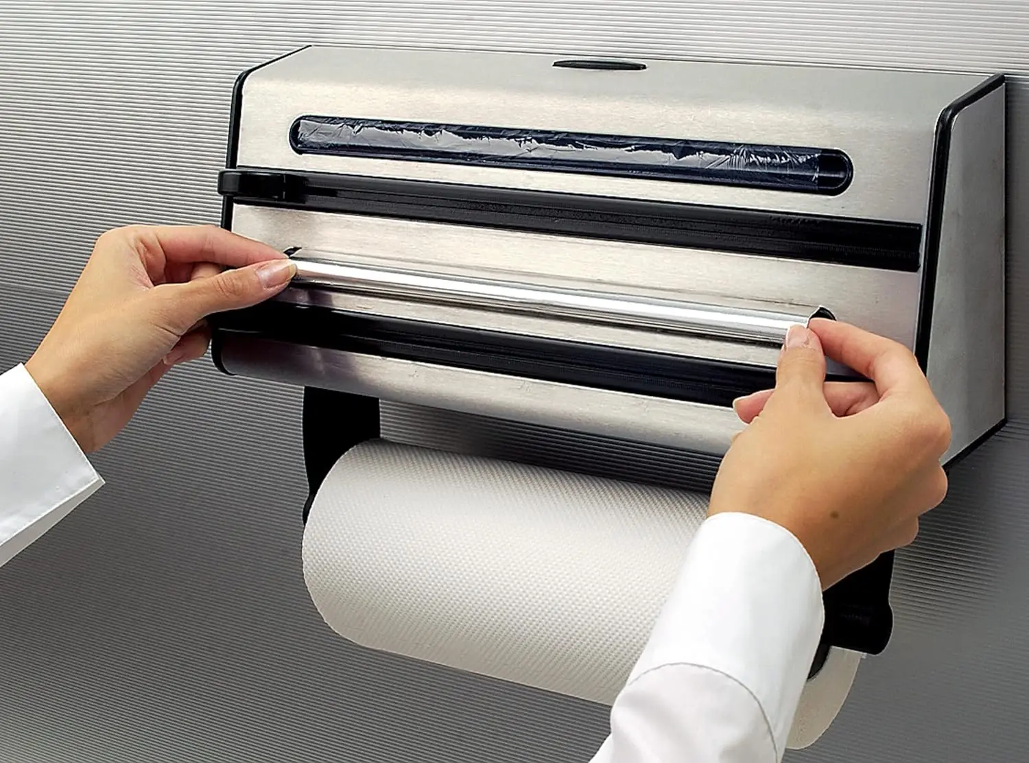 موزع ثلاثي من الفولاذ المقاوم للصدأ مع تقنية قطع خاصة، فضي/أسود