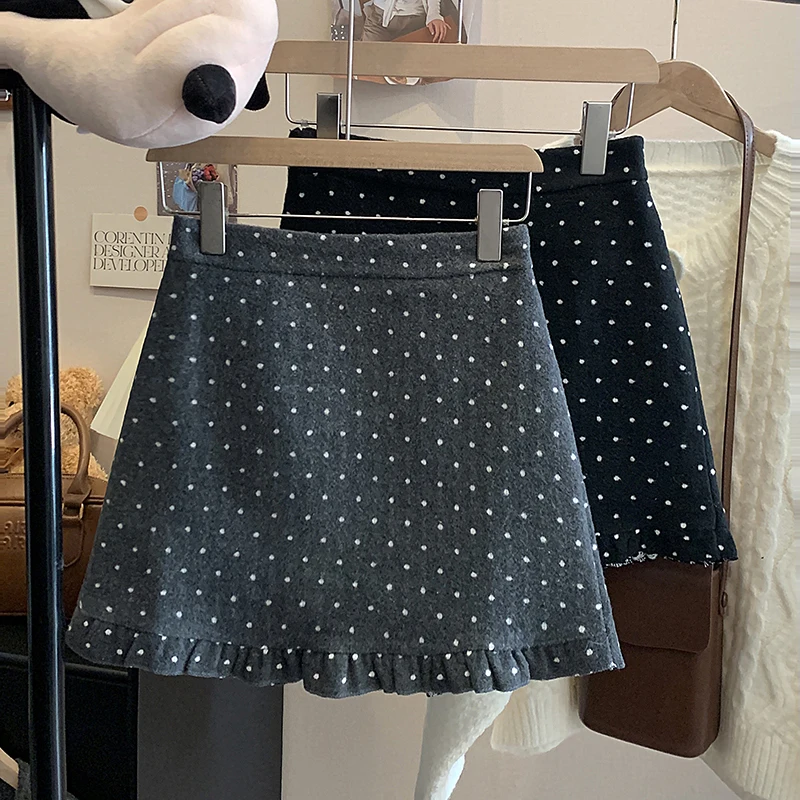 Large size women's woolen bag buttocks skirt, chubby little sister, polka dot half body A-line short skirt, French versatile