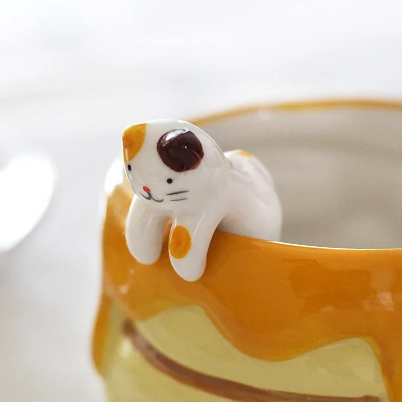 Ceramic Cartoon Cat Spoon Cute Animal Spoon Hanging Coffee Dessert Spoon Unique Ice Cream Flatware Kitchen Tool Novelty Gift