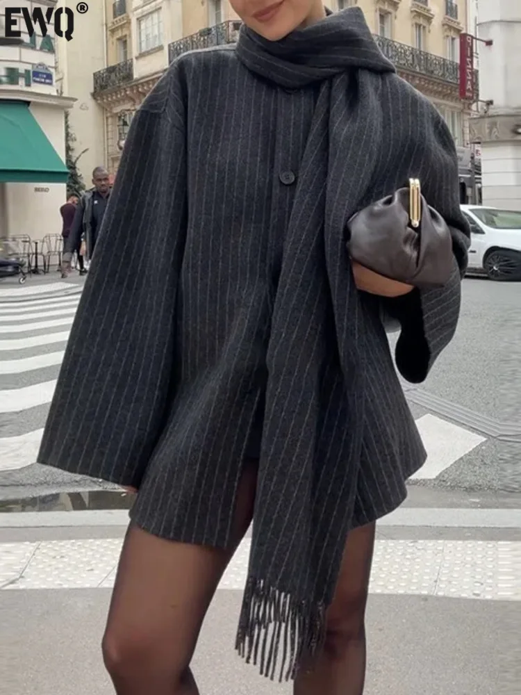 [EWQ] Vintage Fashion Scarf Collar Long Sleeve Single Breasted Striped Blazer Coat Loose Suit Jacket 2024 Winter New 16O3406