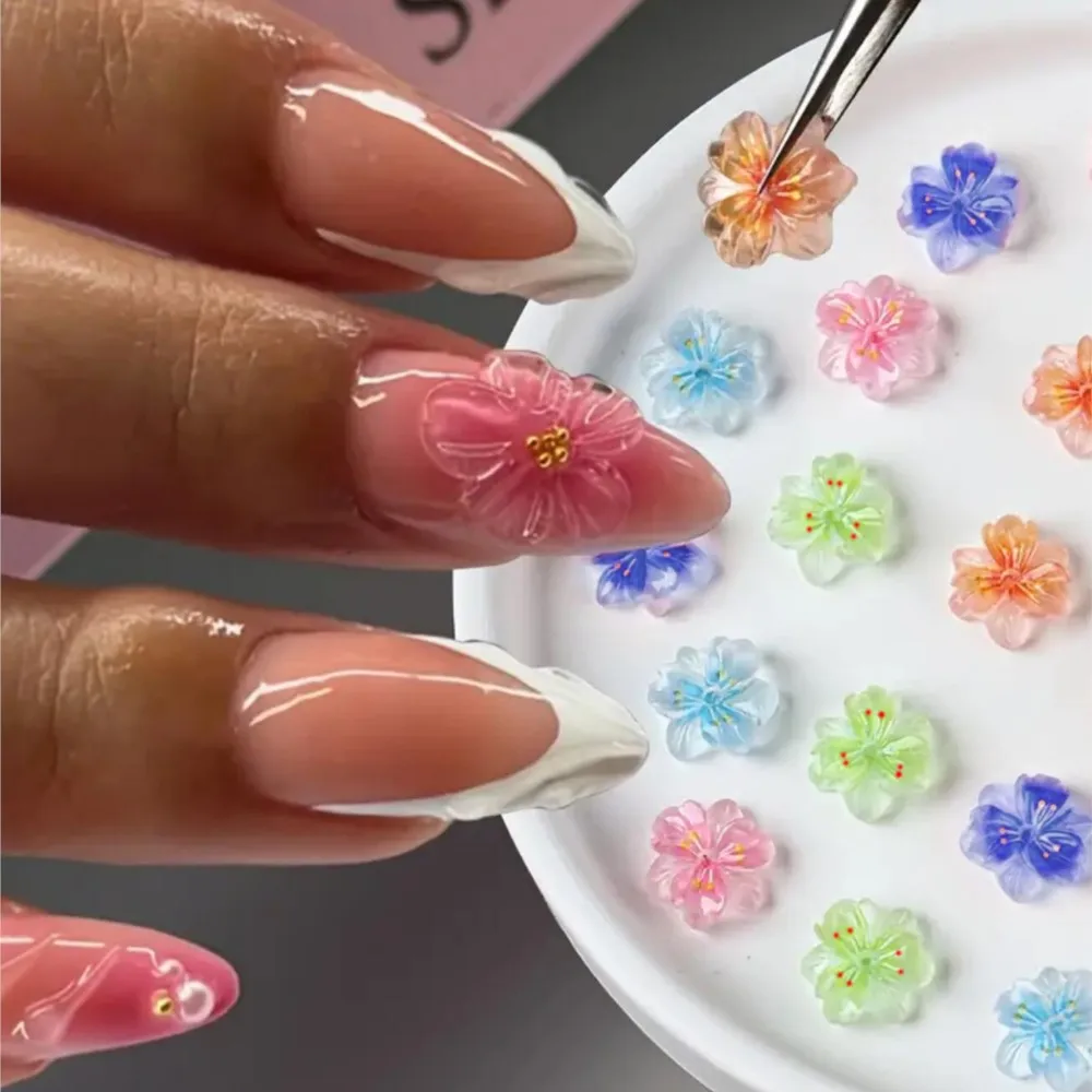 50 pezzi 3D fiori di ciliegio pendenti per unghie ghiaccio traslucido fiore di ciliegio strass per unghie fiori sfumati a 5 petali decorazione per unghie