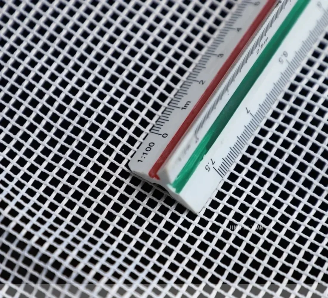 

Белая маленькая квадратная сетчатая марлевая ткань, мягкая перфорированная сетка, прозрачные ткани для модного дизайна одежды своими руками для шитья