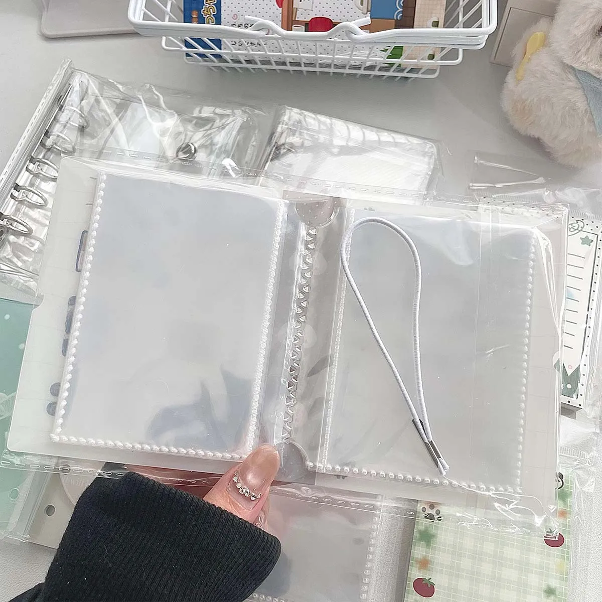 Fashion New Product Loose-leaf Book Inner Page Accessories Hand Ledger Storage Book PP Shell Mini Card Book Portable Inner Bag