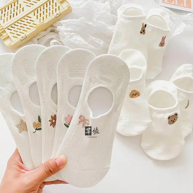White Invisible Socks Women's Summer Thin Cotton Non-Slip Slip-On Cute Cartoon Embroidery Short Socks Breathable Moisture-Wic...