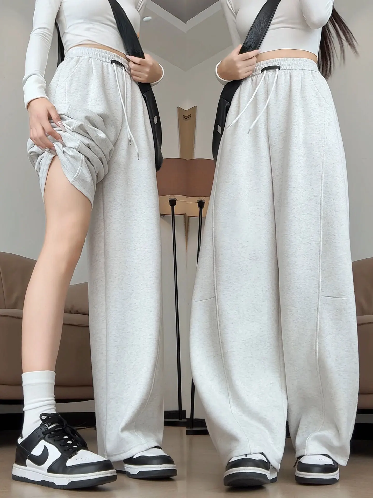 

Белые спортивные брюки женские 2026: Новинка, весна-осень, с высокой талией, широкие штанины, повседневные, комфортные, мягкие, из смесового полиэстера и хлопка