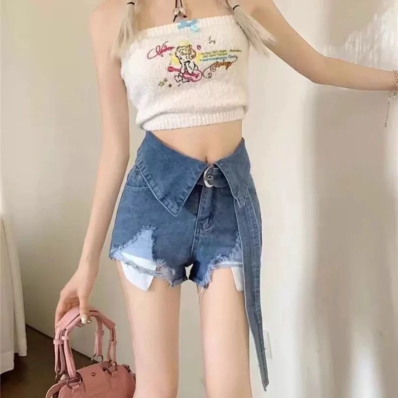 

Retro Ripped Denim Shorts for Women with High Waist Design Pants Fashionable