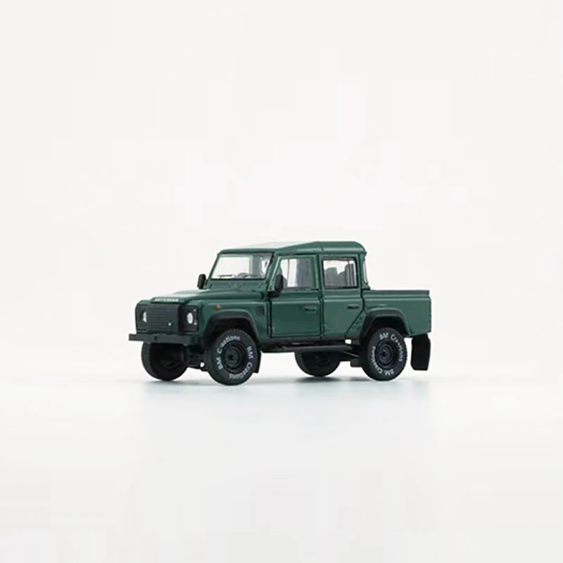 BM 1:64 Model Car Land R 2016 Defender 110 Pick Up Open Doors Alloy Die-Cast - Green & White- LHD