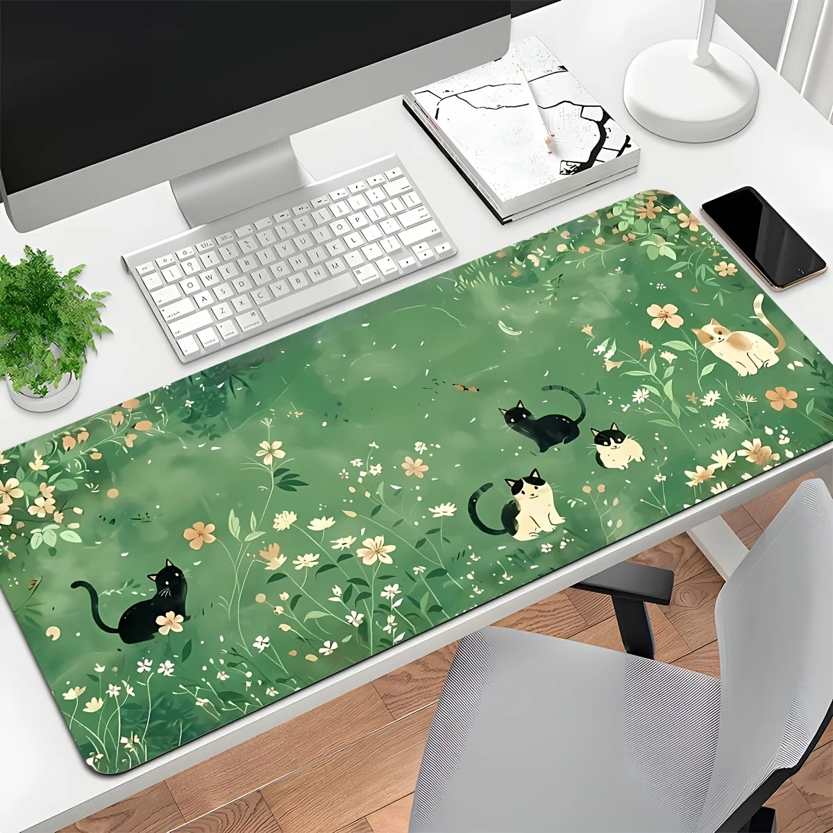 Extra großes Gaming-Mauspad mit grüner Katze und Blumenmuster – verdickte rutschfeste Gummibasis, präzises Nahtdesign, waschbares Su