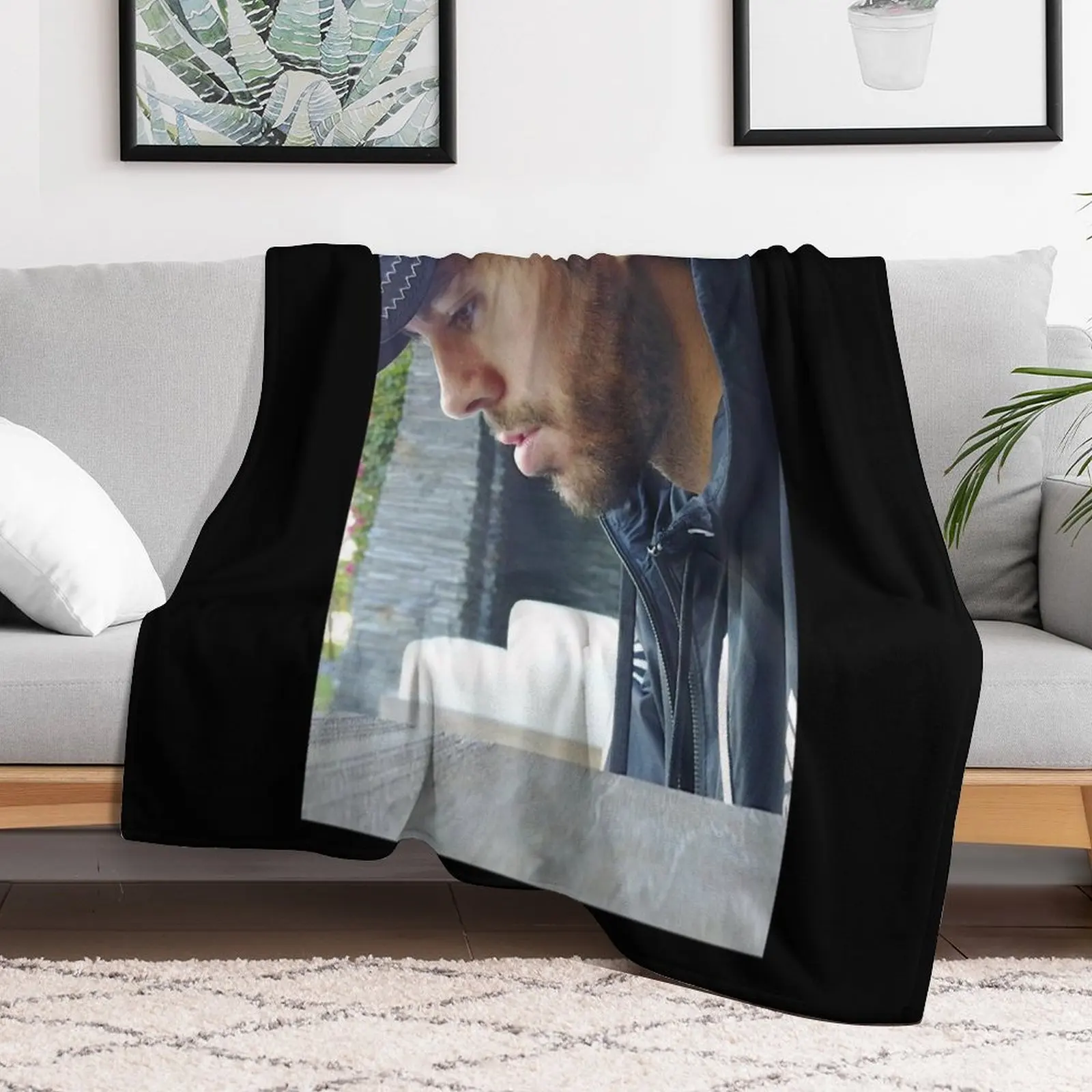 

Men Women Enrique Iglesias Gift For Fans Throw Blanket Bed linens Furrys Travel Blankets Travel Blankets For Baby Blankets