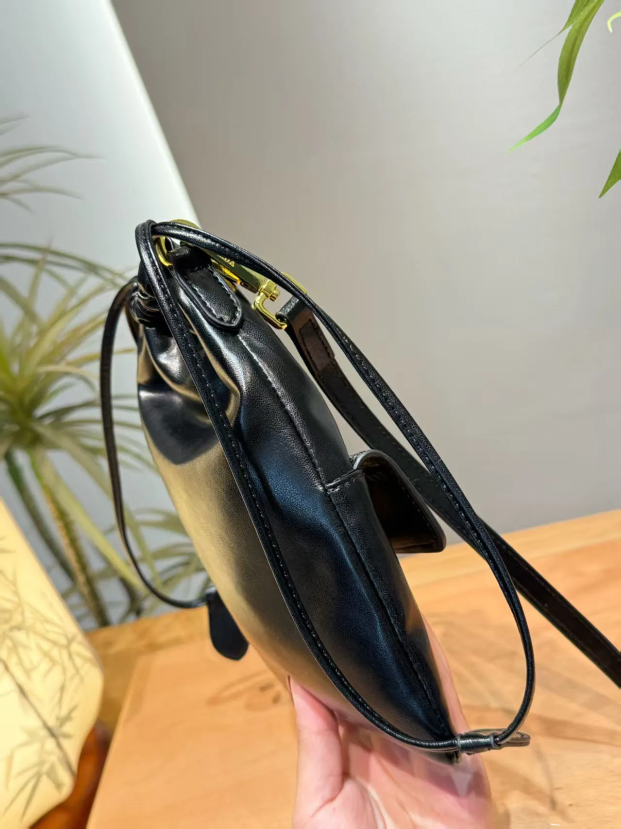 Summer Fashion New Crossbody Bag Women's PU Single Shoulder Mini Bag Luxury Versatile Pleated Casual Small Square Bag Handbags31