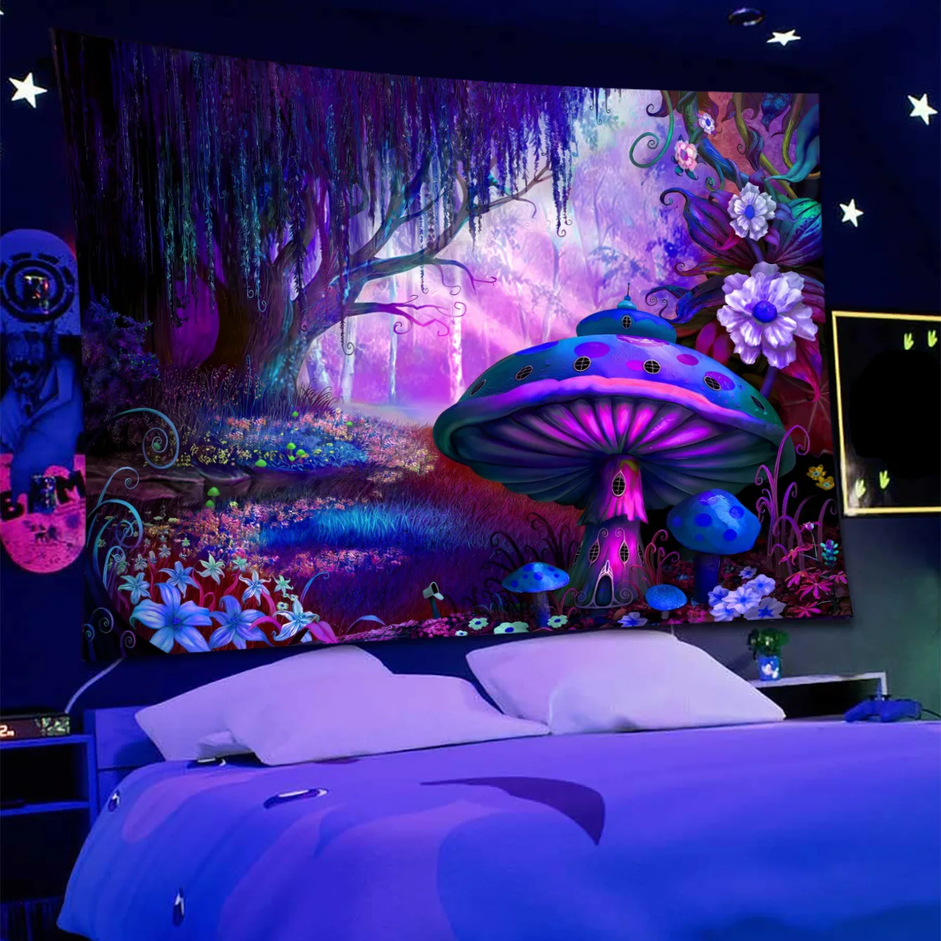Fluorescent Mushroom Tapestry Psychedelic Wall Hanging Aesthetic Hippie Tapestries Boho Room Decor UV Luminous Wall Tapestry