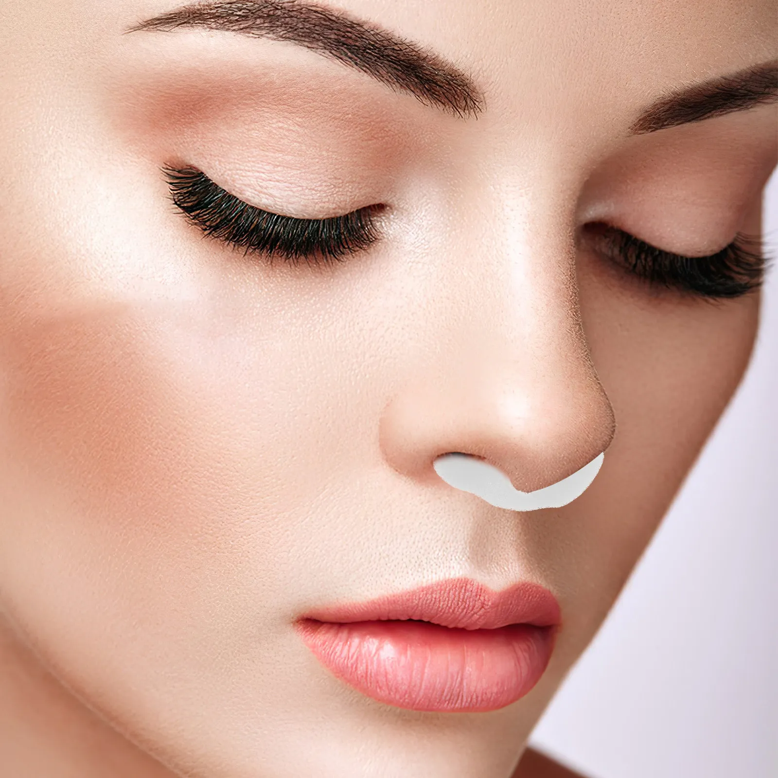

50Pcs Invisible Nose Filters Dust Blocking Soft Comfortable Nasal Plugs Breathable Nose Shield for Mowing Sanding Prevention