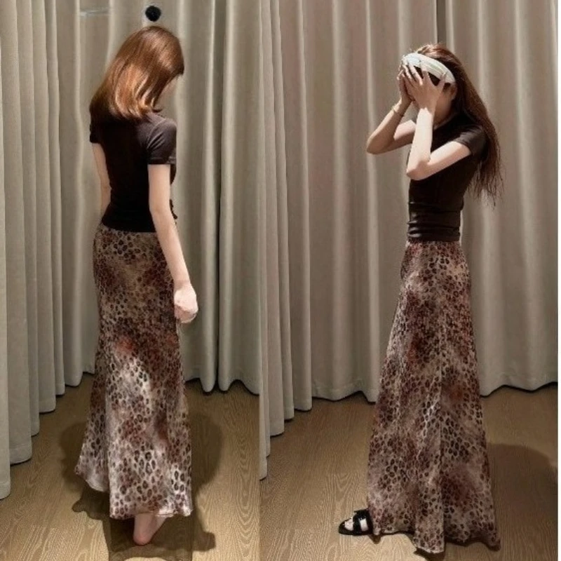 Autumn Fashion Chiffon Dress for Women with Slimming Versatile Style. Features Leopard Print Skirt That Comes with Natural Focus