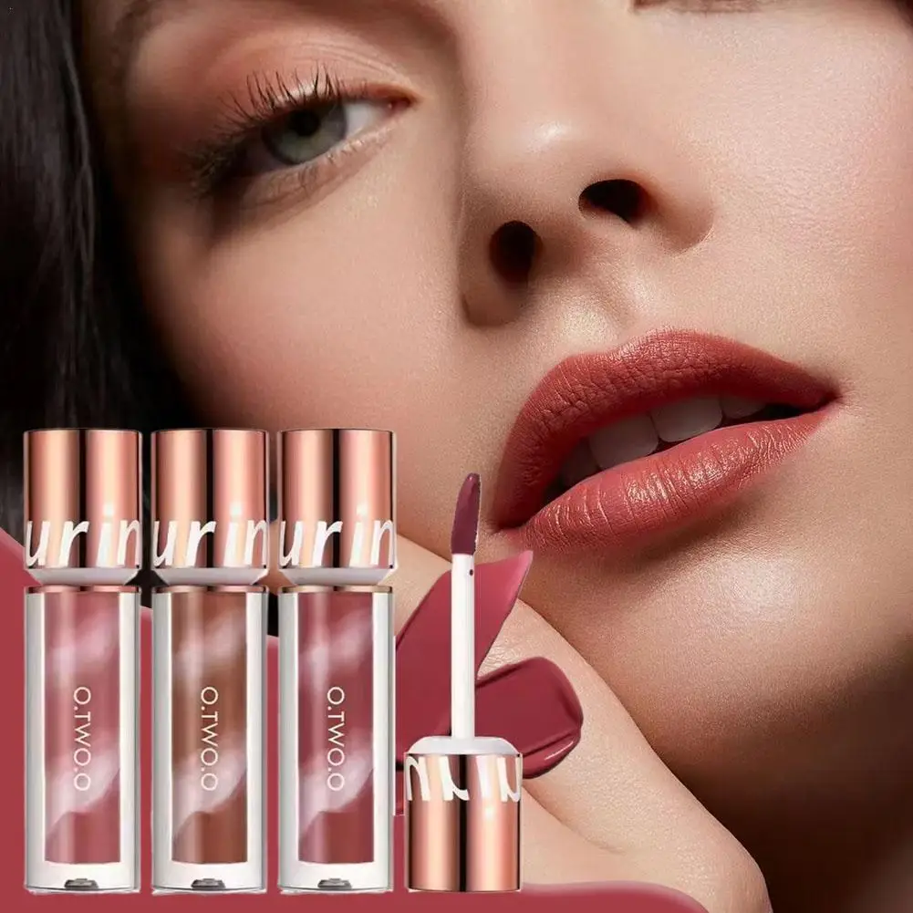 Venta al por mayor O.TWO.O el más nuevo lápiz labial maquillaje resistente al agua brillo de labios rosa colorete seda tinte de labios mate Sexy rojo brillo de labios líquido
