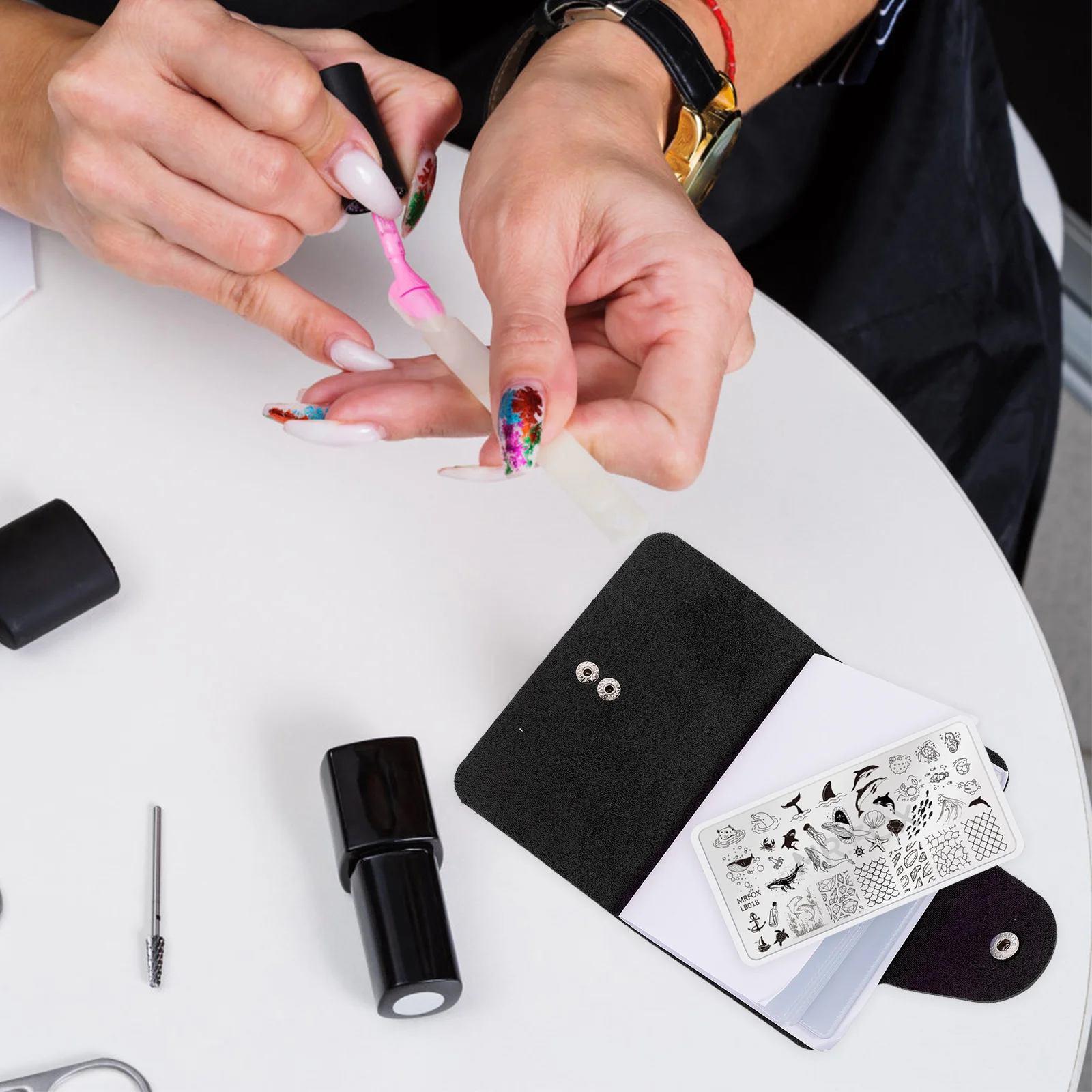 

2 шт., сумка для штамповки ногтей, сумка для хранения, органайзер с 20 слотами, компактный портативный держатель для шаблонов для печати ногтей, пластины