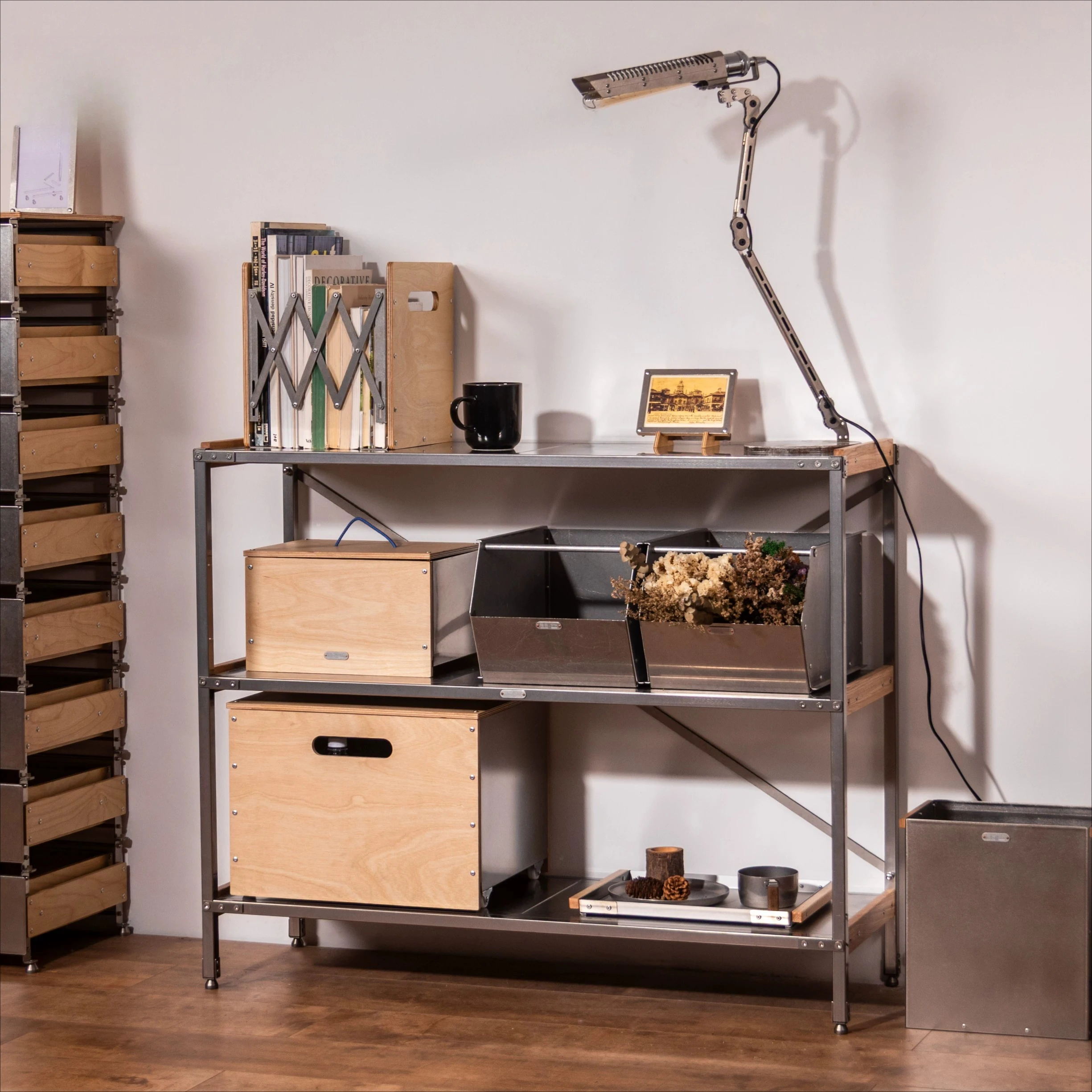 Shelves along the line, multi-layer metal simple load-bearing hole board storage room, household minimalism