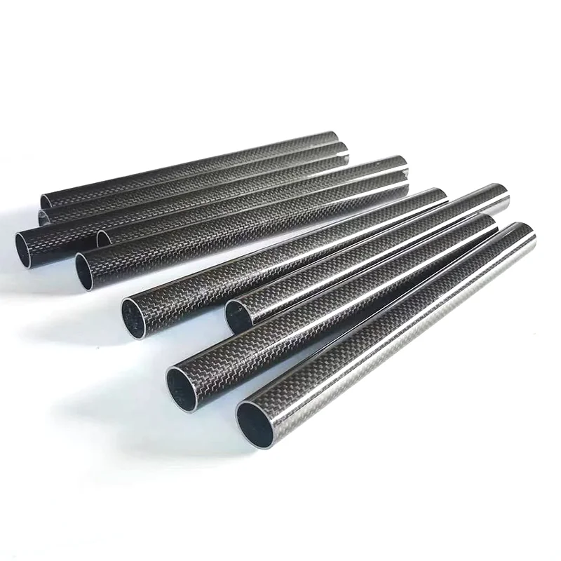 3K Carbon Fiber Tube ，Plain Shining ，Length 1000mm，Wall Thickness ：1mm，Calibre：5mm-35mm, High strength full carbon fiber tube.