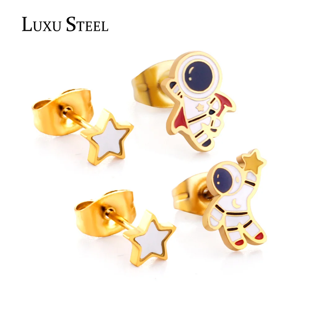 LUXUSTEEL 2pairs New Star Sstronaut Shape Small Stud Earring Fashion Jewelry Brinco pendientes mujer Golden Color Earring Party