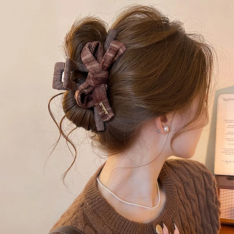 1pc Plaid Bow Large Shark Clip Maillard Style Premium Hair Claw for Women Back of Head Bun Holder 2026 New Elegant Daily