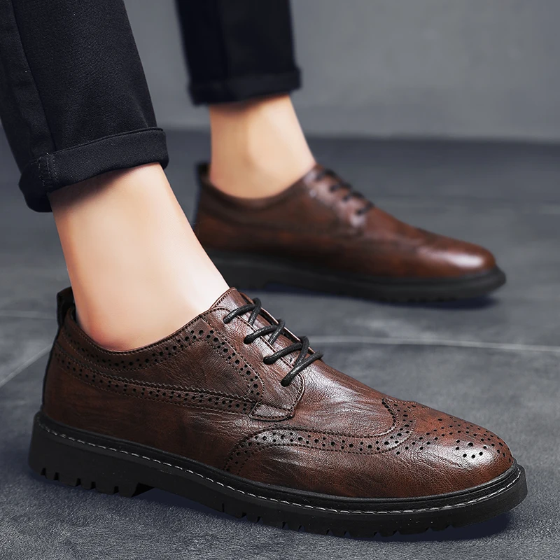 2024 Men's Casual Shoes Round Head Business Leather Shoes Formal Flat Bottom Full Grain Block Classic Original New Product Shoes